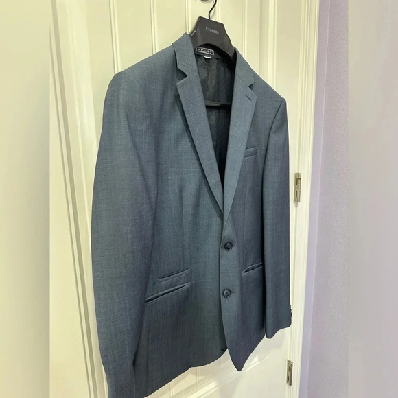 Express | Men’s fitted 3 piece suit - Picture 11 of 14